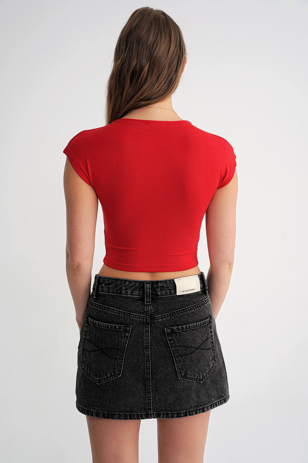 2009 Kadın Vücuda Oturan Basic Crop T-Shirt Kırmızı