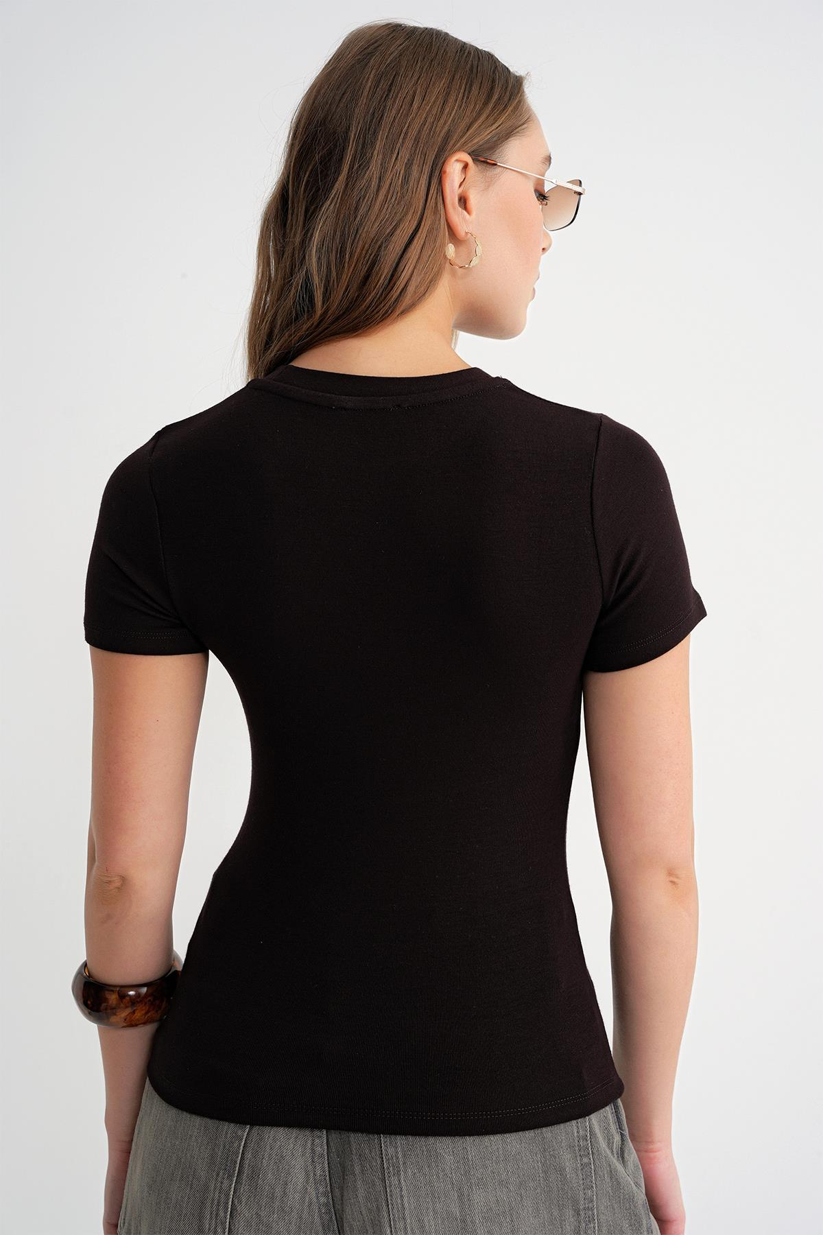 2010 Kadın Slim Fit Basic T-Shirt Kahve