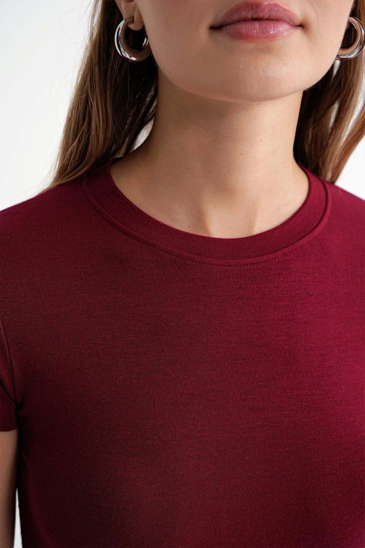 2011 Kadın Slim Fit Basic Crop T-Shirt Bordo