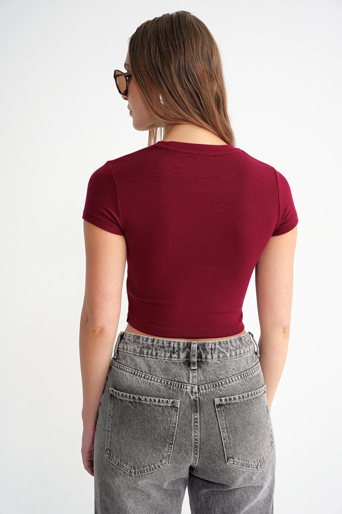 2011 Kadın Slim Fit Basic Crop T-Shirt Bordo