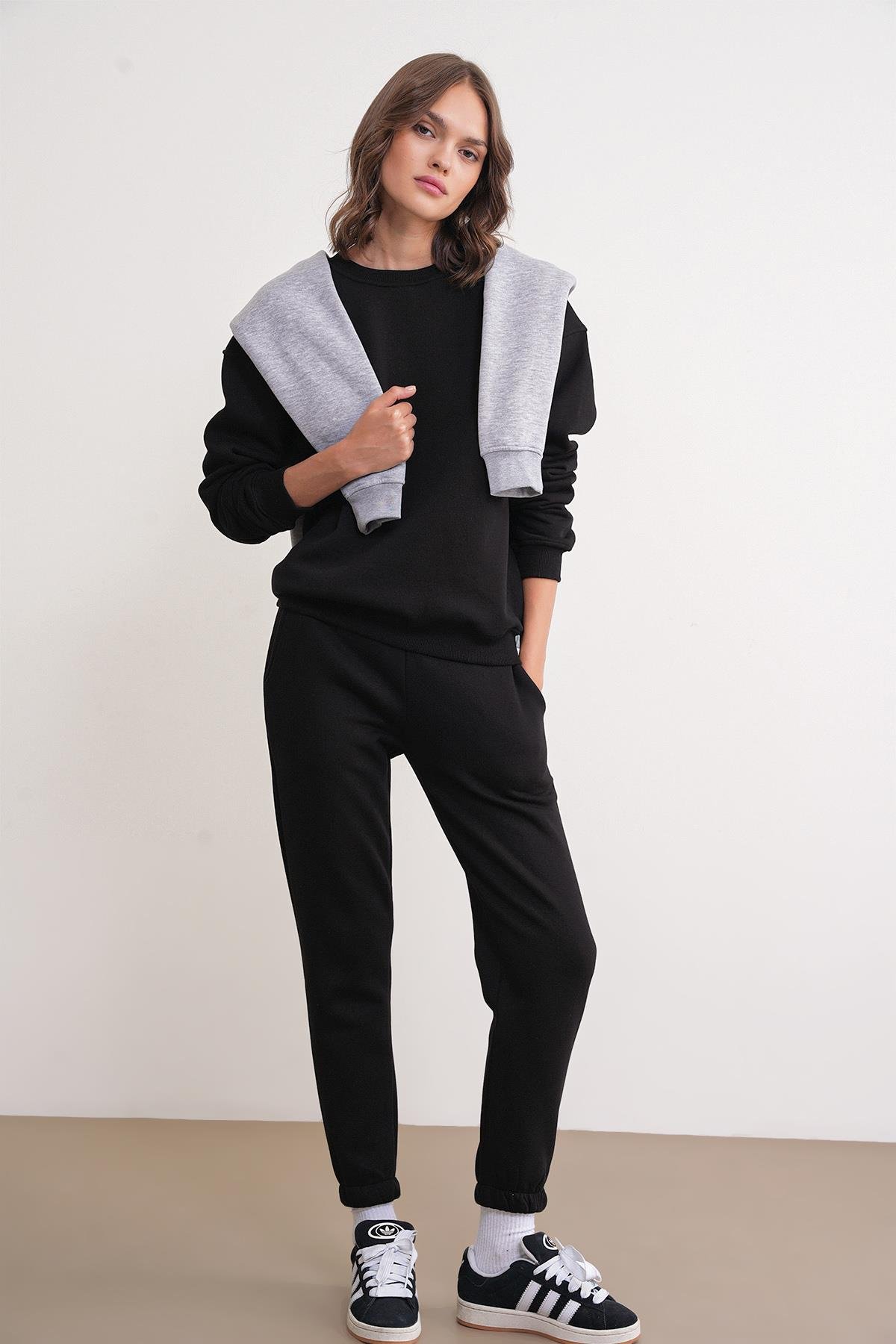 2024 Kadın %100 Pamuk 3 İplik İçi Polarlı Alt Üst Takım Siyah
