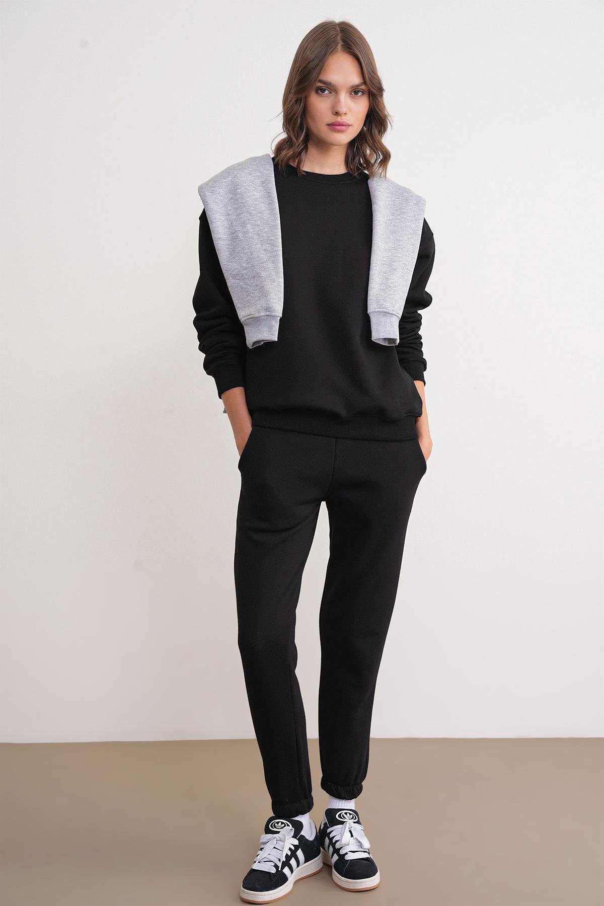 2024 Kadın %100 Pamuk 3 İplik İçi Polarlı Alt Üst Takım Siyah