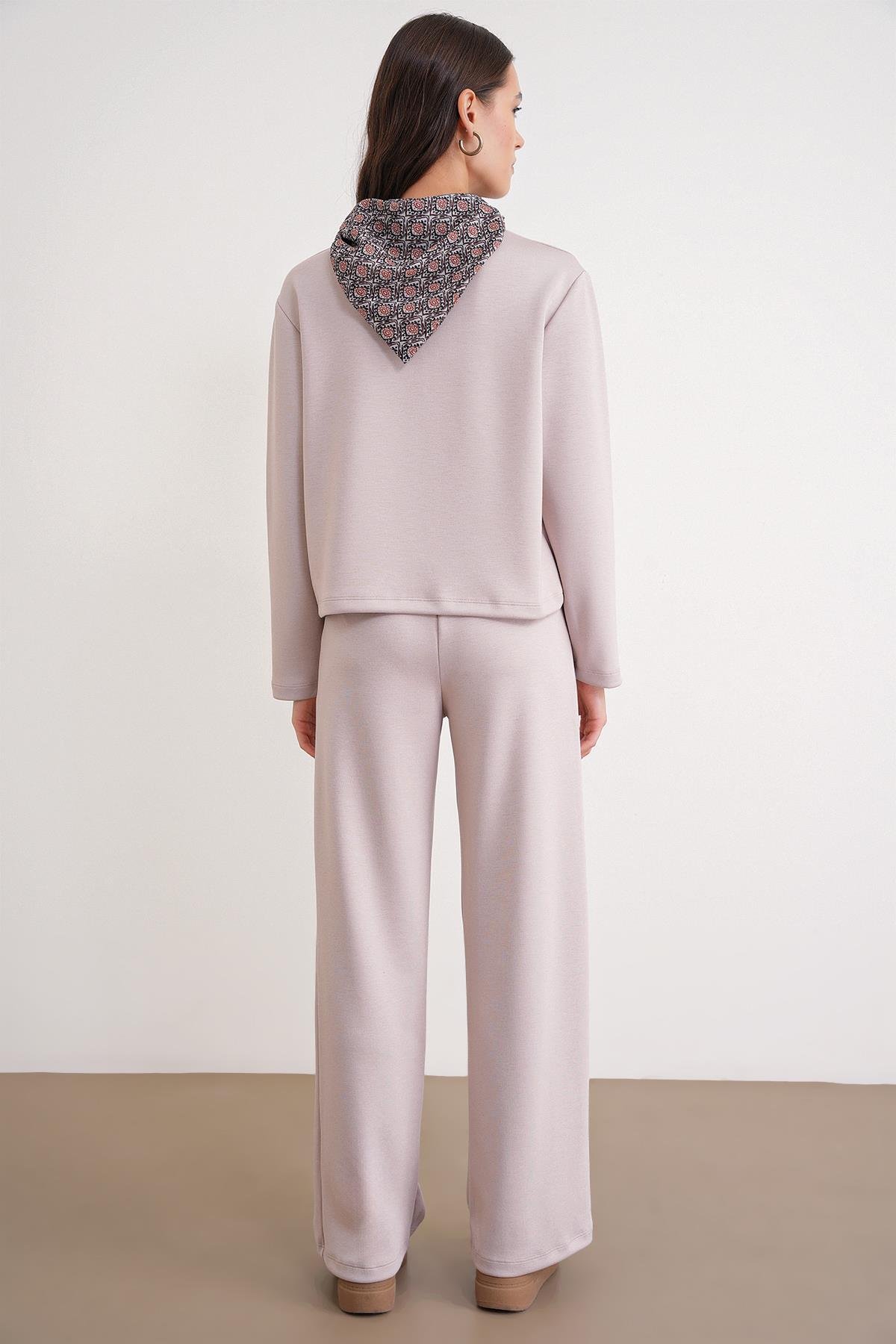 2026 Kadın Fular Detaylı Modal Alt Üst Eşofman Takım Bej