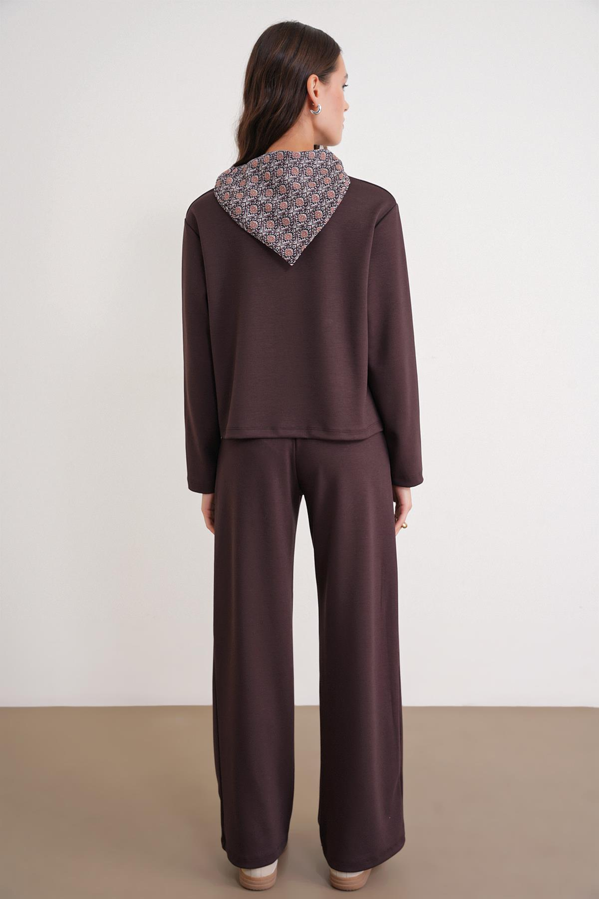 2026 Kadın Fular Detaylı Modal Alt Üst Eşofman Takım Kahve