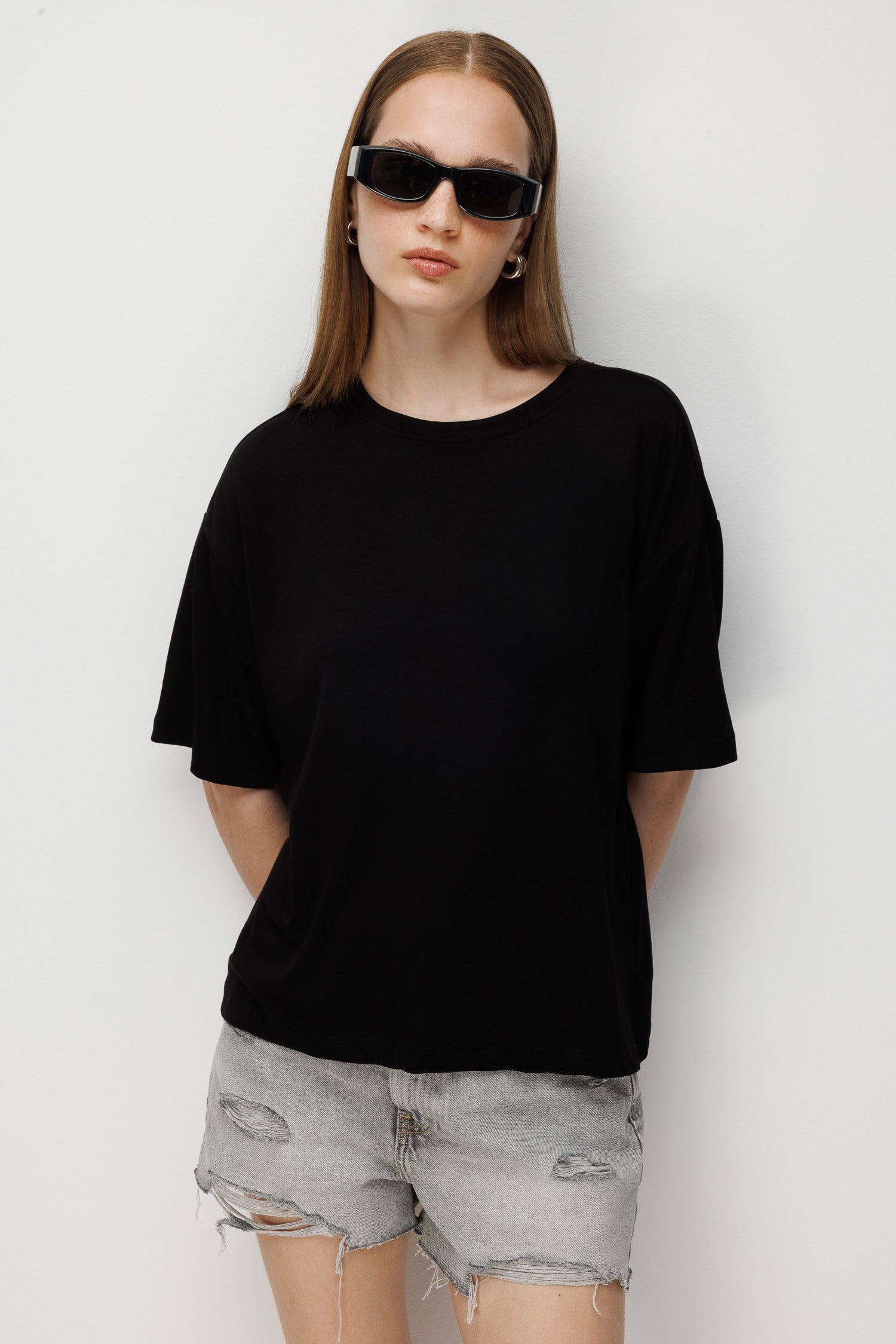 2101 Kadın Bisiklet Yaka Soft Oversize Basic Modal T-Shirt Siyah