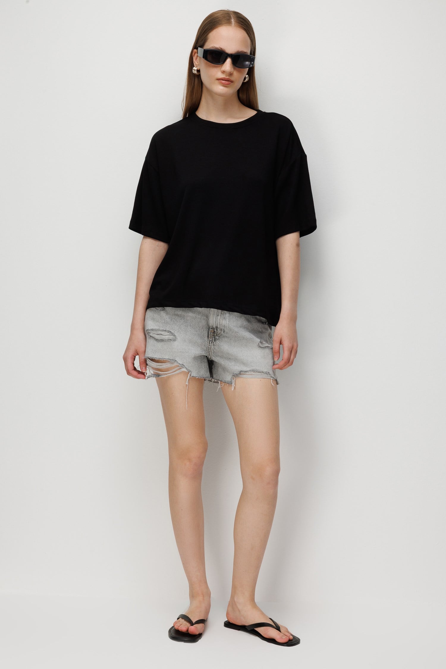 2101 Kadın Bisiklet Yaka Soft Oversize Basic Modal T-Shirt Siyah