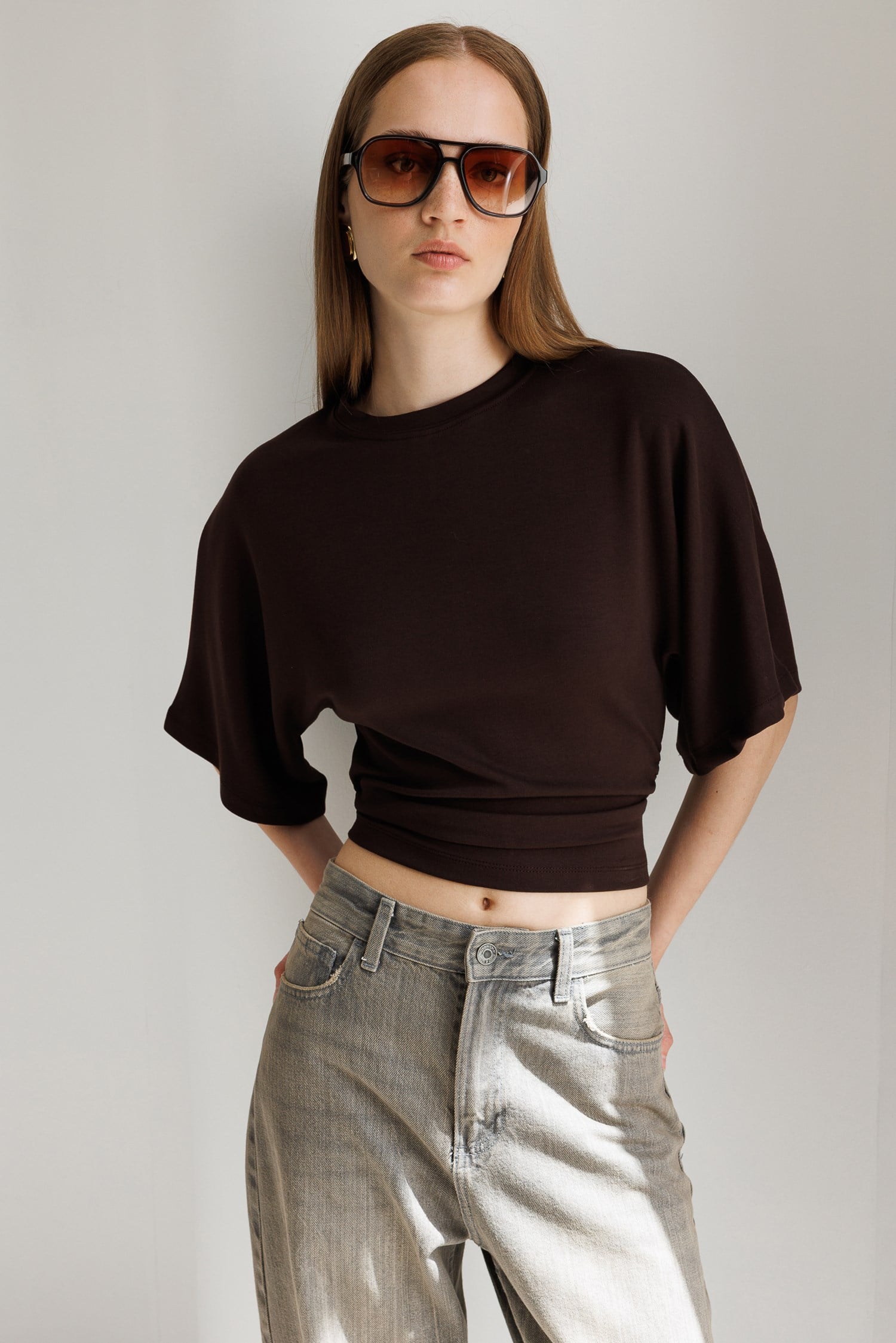 2102 Kadın Modal Büzgü Detaylı Dökümlü Soft T-Shirt Kahve