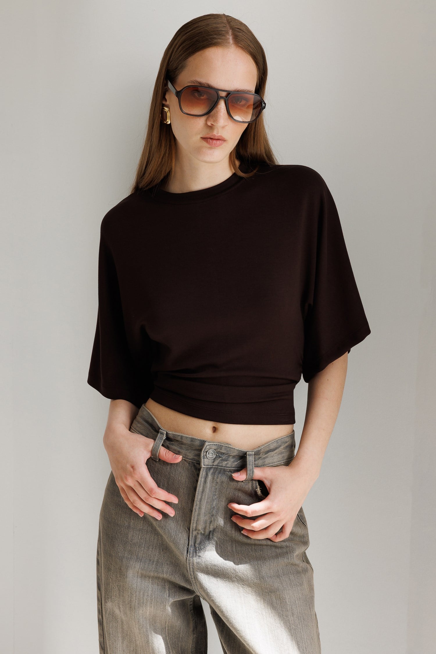 2102 Kadın Modal Büzgü Detaylı Dökümlü Soft T-Shirt Kahve