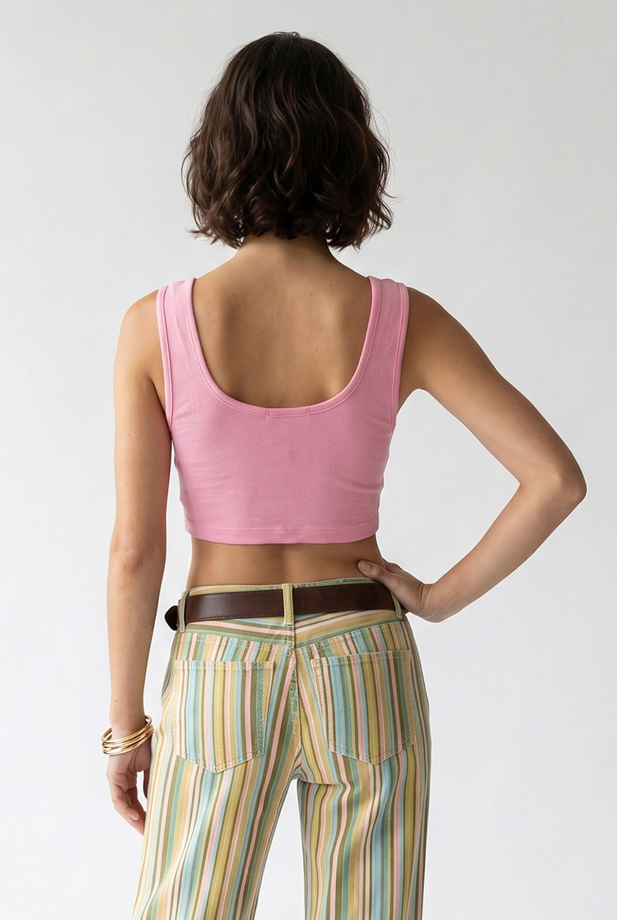 2126 Atlet Pembe