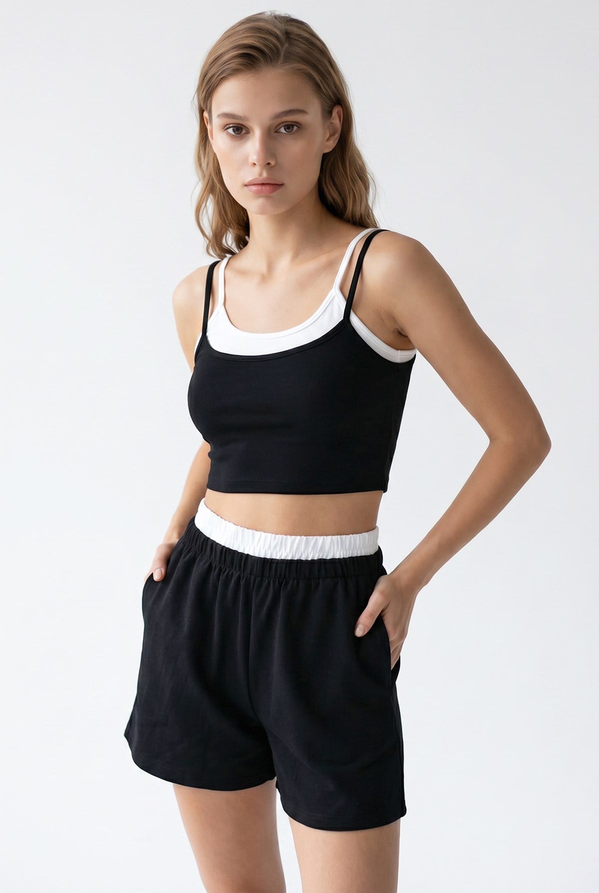 2151 Kadın Biye Detaylı Askılı Crop Top Şort Takım Siyah
