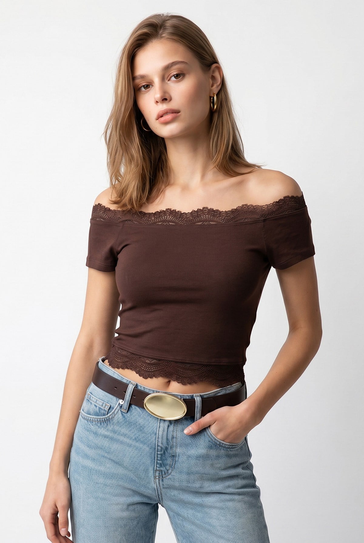 2160 Kadın Madonna Yaka Dantel Detaylı Crop Bluz Kahve