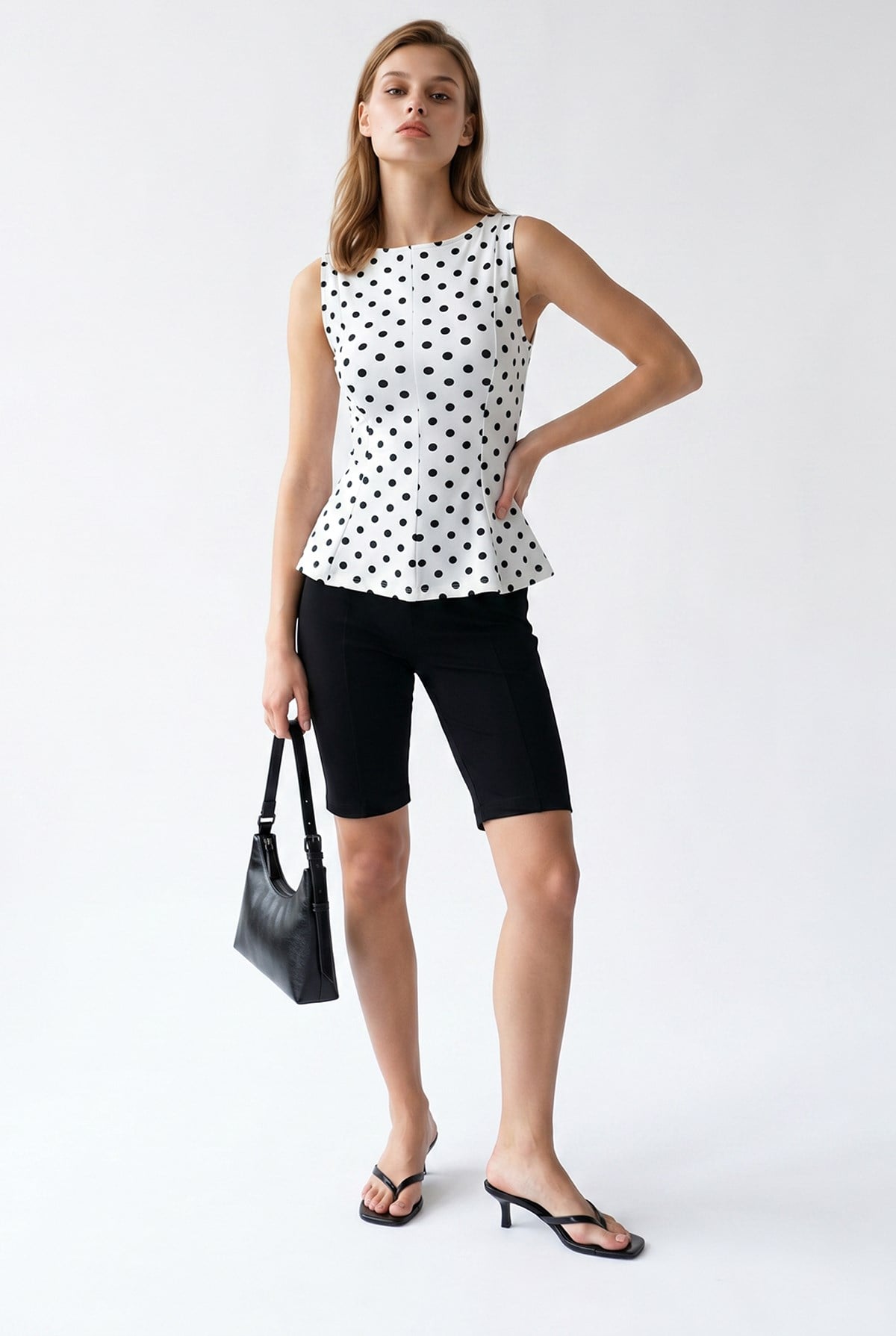 2161 Kadın Puantiye Desenli Peplum Kolsuz Bluz Beyaz