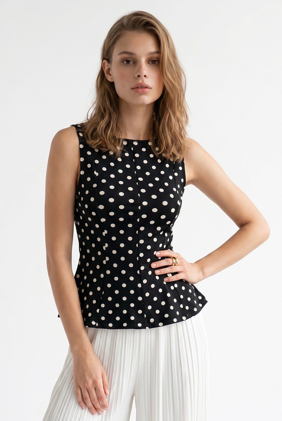 2161 Kadın Puantiye Desenli Peplum Kolsuz Bluz Siyah