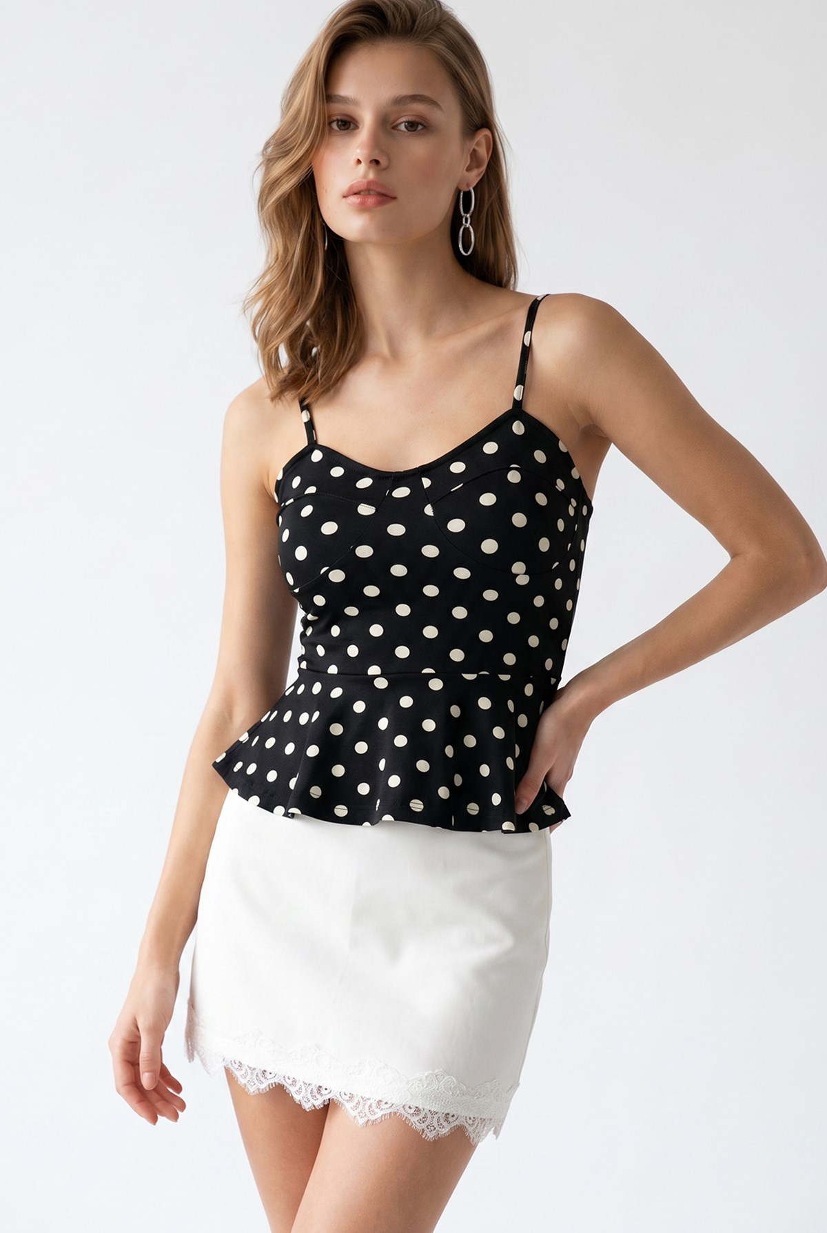 2163 Kadın Puantiye Desenli Askılı Peplum Bluz Siyah