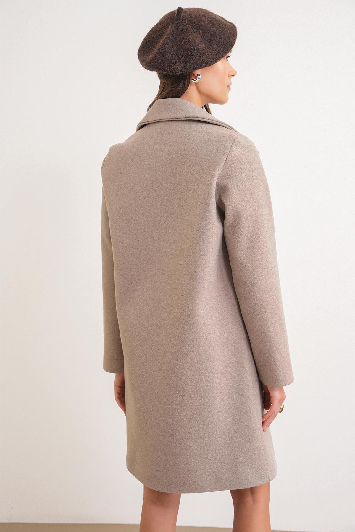 3802 Kadın Tek Düğmeli Kaşe Kaban Vizon