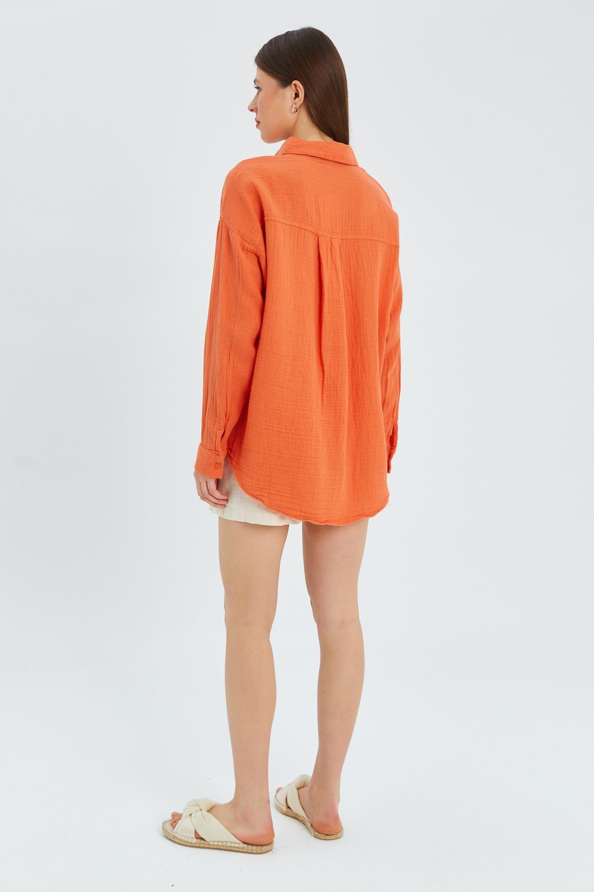 3833-kadin-oversize-cepli-muslin-gomle-4060-9.jpg