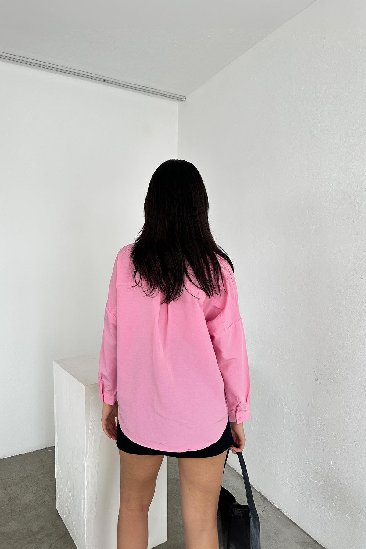 3864-kadin-oversize-uzun-basic-gomlek---4451-.jpg