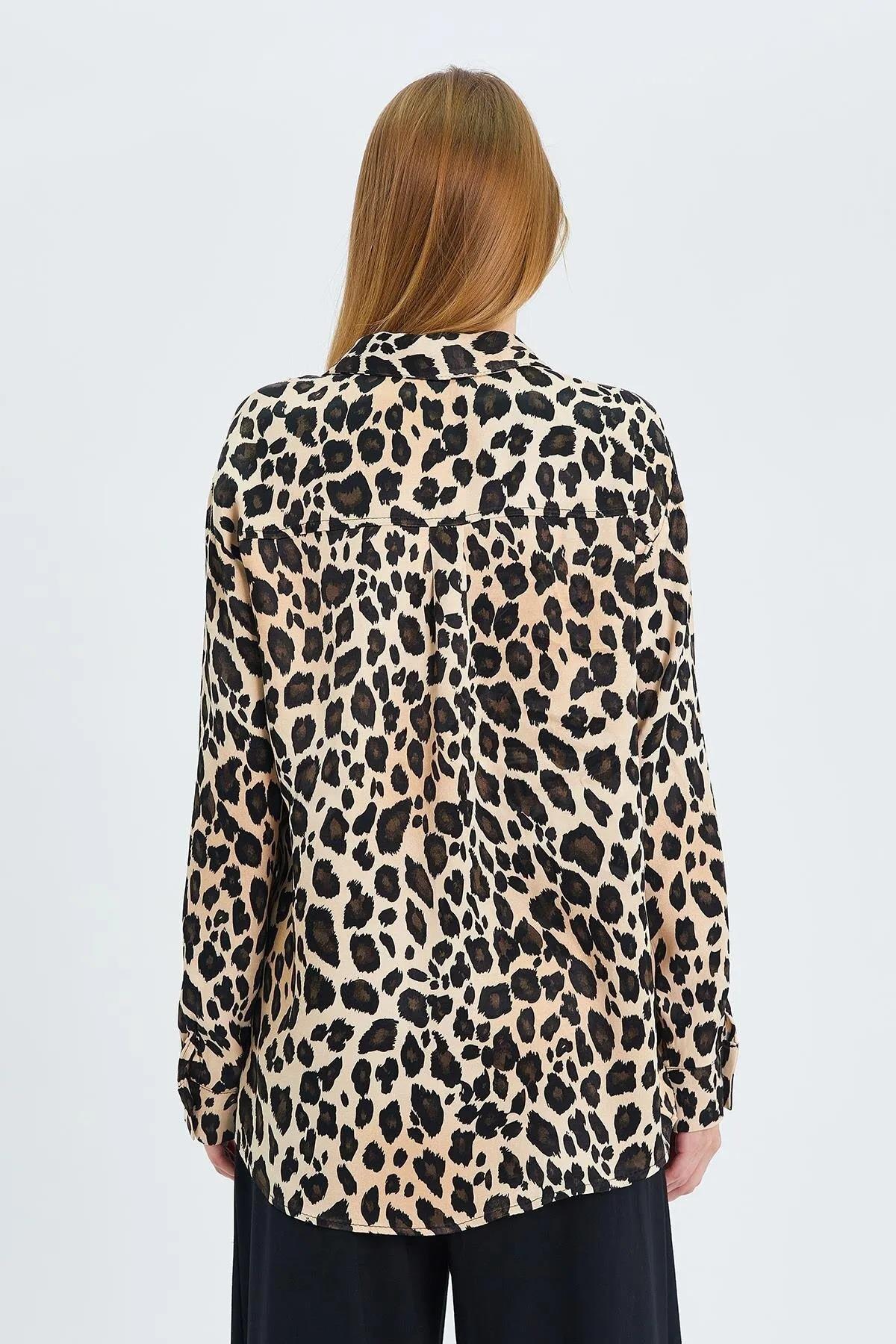 4106 Leopar Desen Saten Gömlek Bej