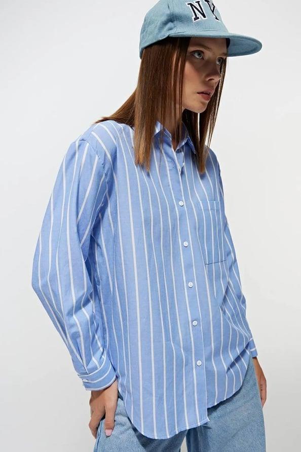 4367 Kadın Çizgili Oversize Gömlek Mavi