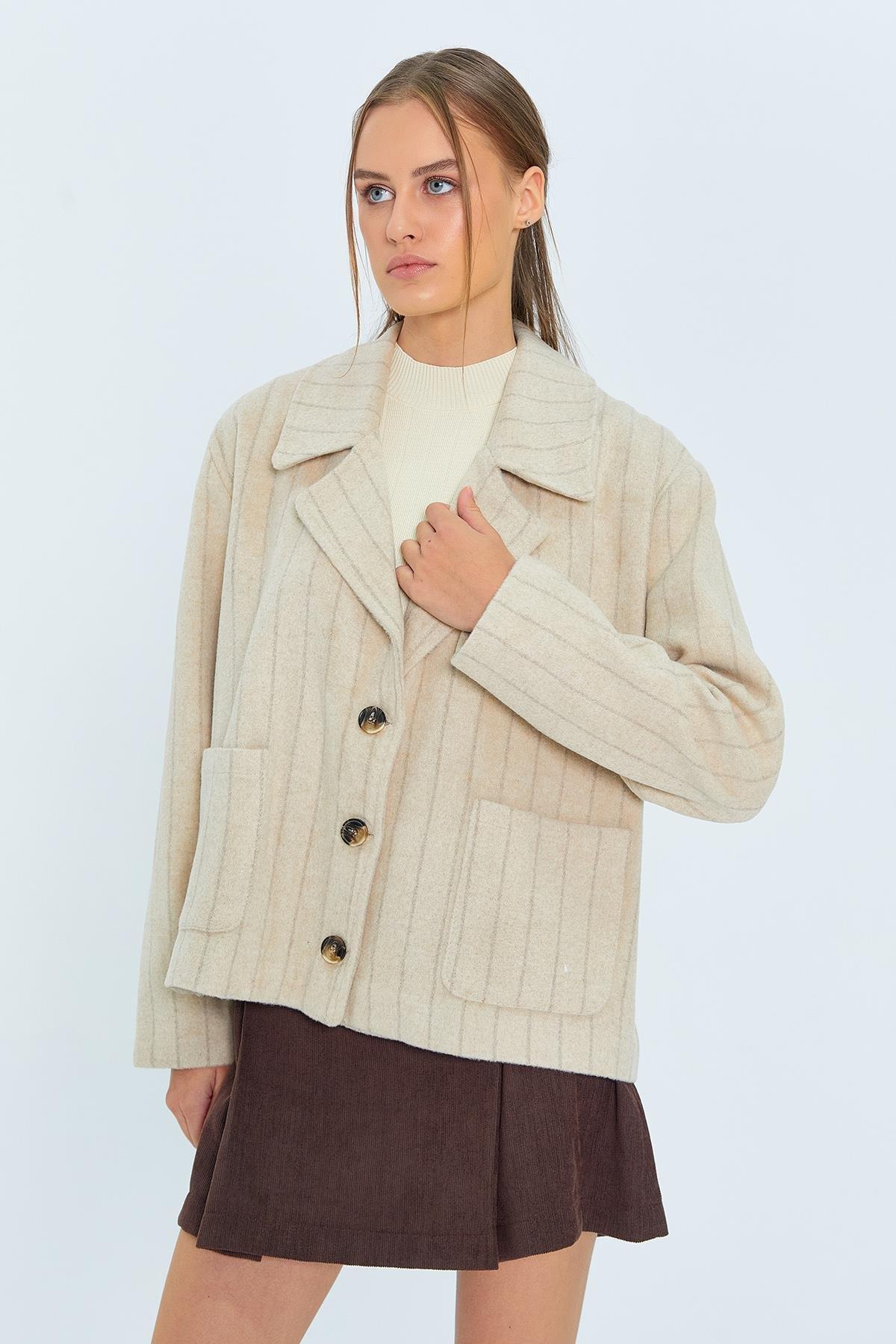 4579-kadin-koldan-katlamali-ceket-bej-21-6a8.jpg