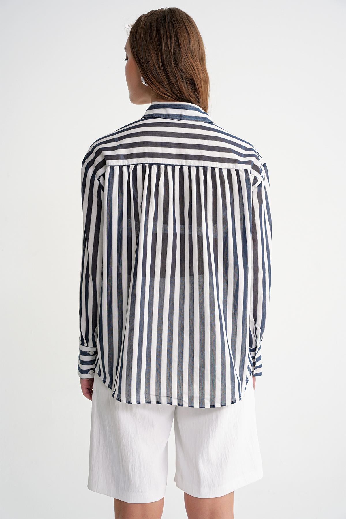 4650 Kadın Robalı Hafif Transparan Çizgili Basic Gömlek Lacivert