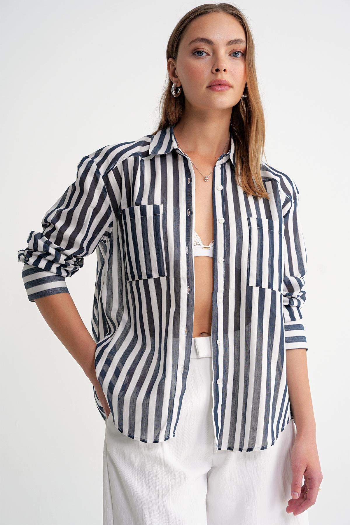 4650 Kadın Robalı Hafif Transparan Çizgili Basic Gömlek Lacivert
