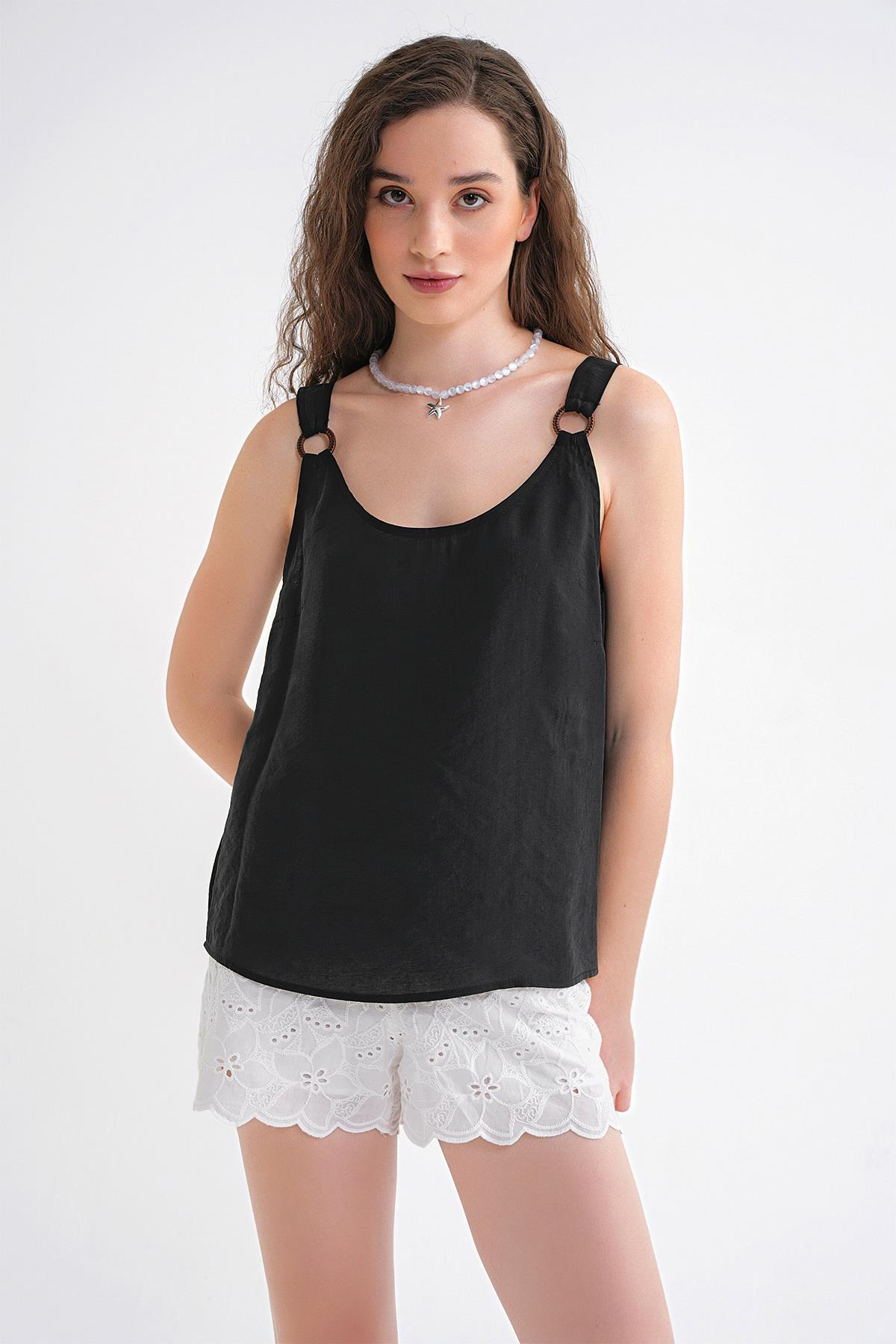 4666 Kadın Toka Detaylı Modal Bluz Siyah