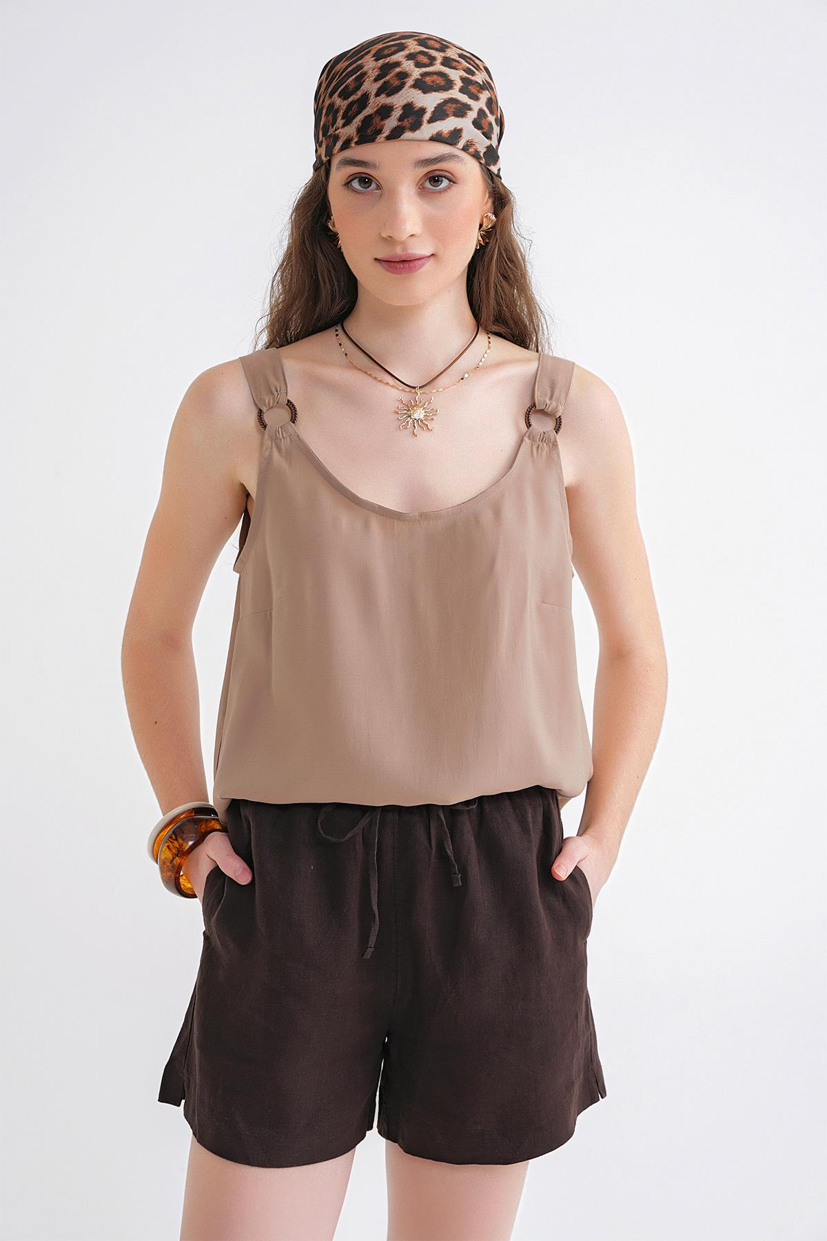 4666 Kadın Toka Detaylı Modal Bluz Toprak