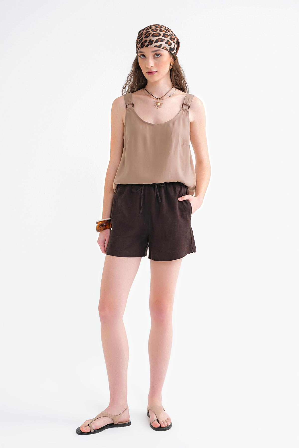 4666 Kadın Toka Detaylı Modal Bluz Toprak