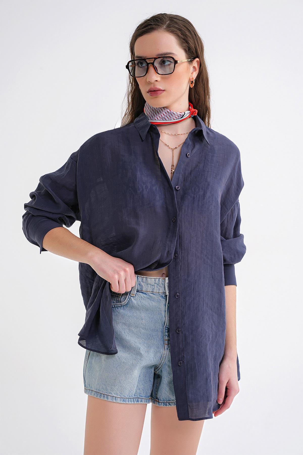 4667 Kadın İnce Oversize Modal Gömlek Lacivert