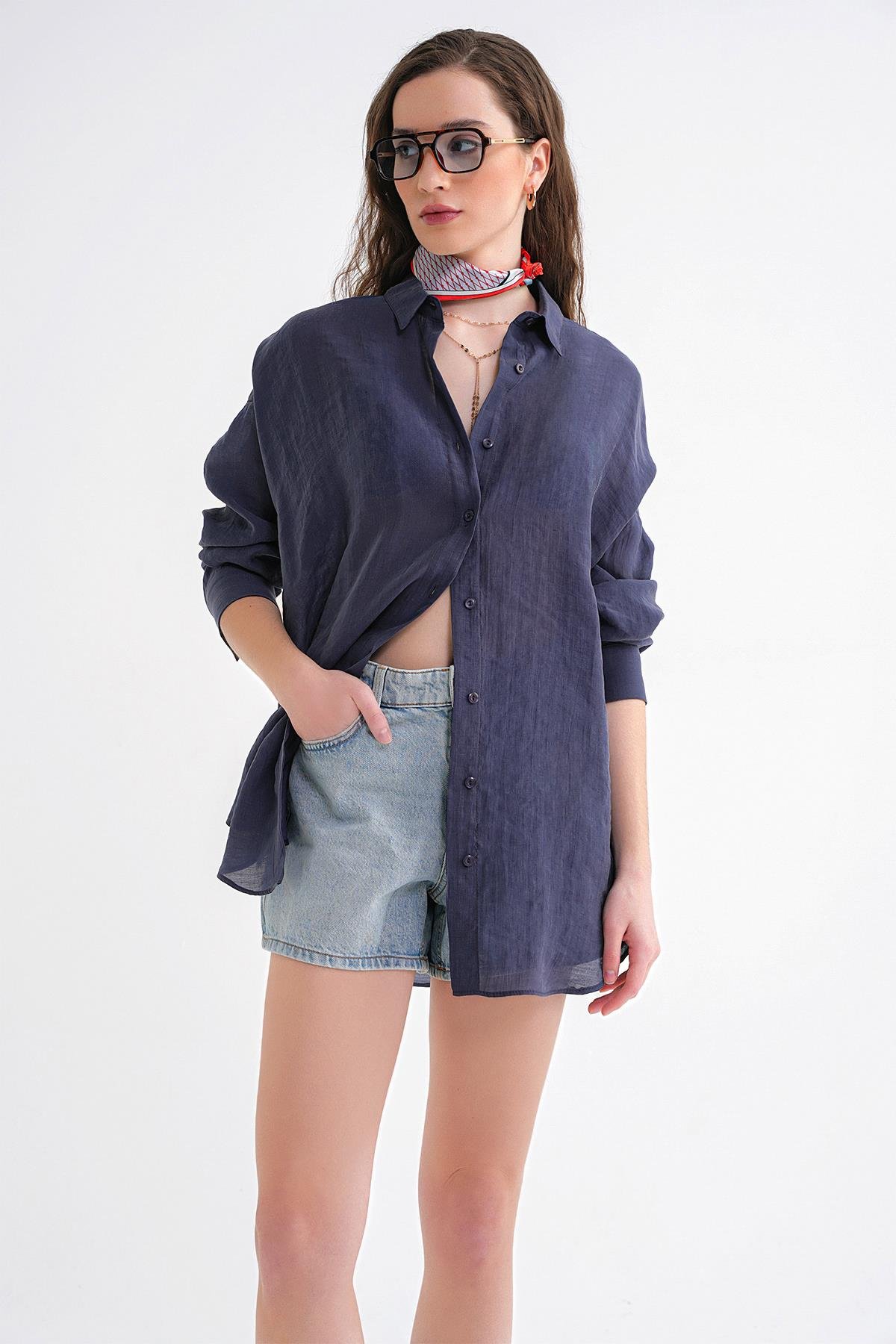 4667 Kadın İnce Oversize Modal Gömlek Lacivert