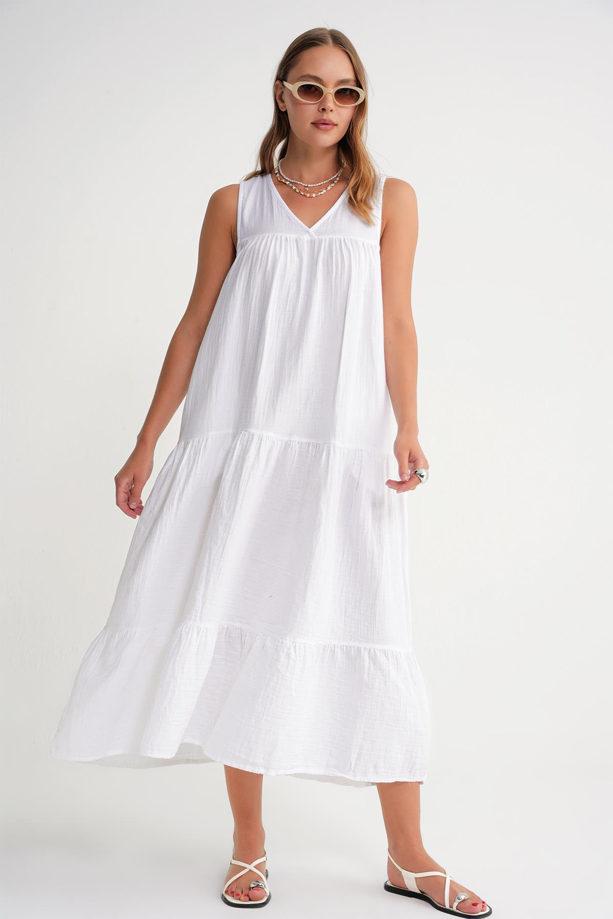 4673 Kadın Büzgü Detaylı Müslin Elbise Beyaz