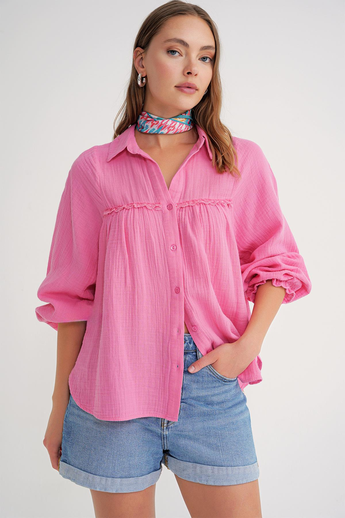 4677 Kadın Dantel Detaylı Müslin Gömlek Pembe