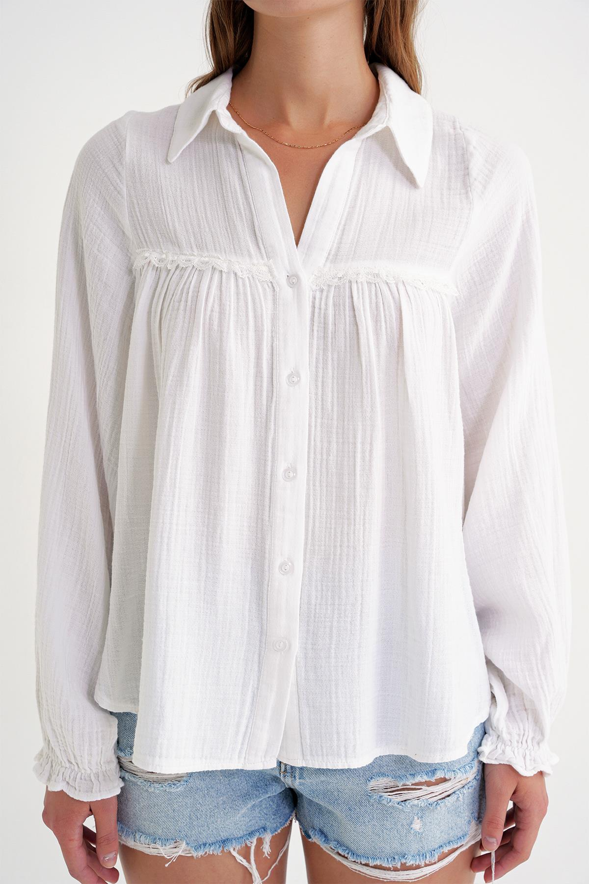 4677 Kadın Dantel Detaylı Müslin Gömlek Beyaz