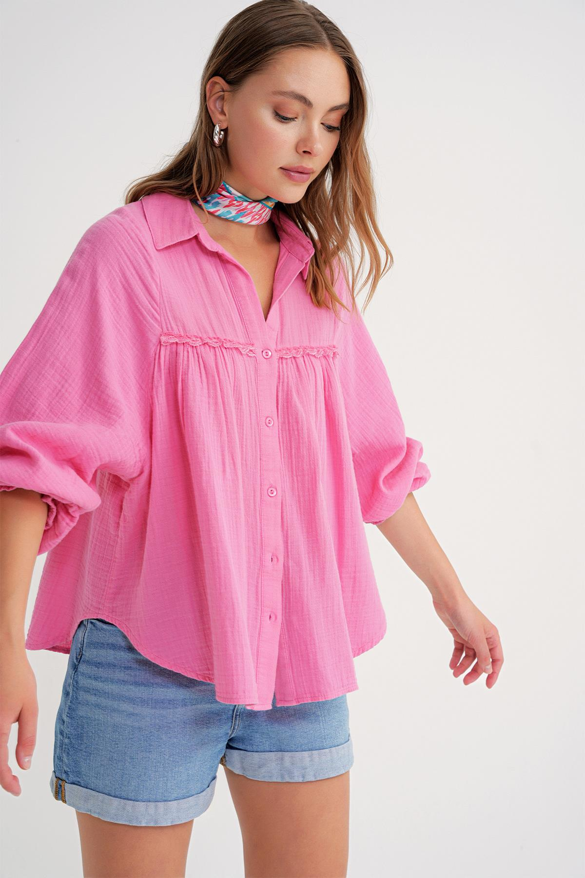 4677 Kadın Dantel Detaylı Müslin Gömlek Pembe