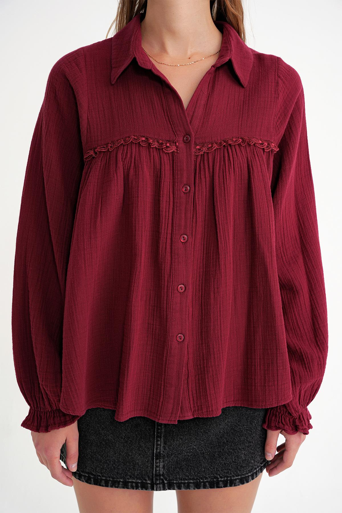 4677 Kadın Dantel Detaylı Müslin Gömlek Bordo