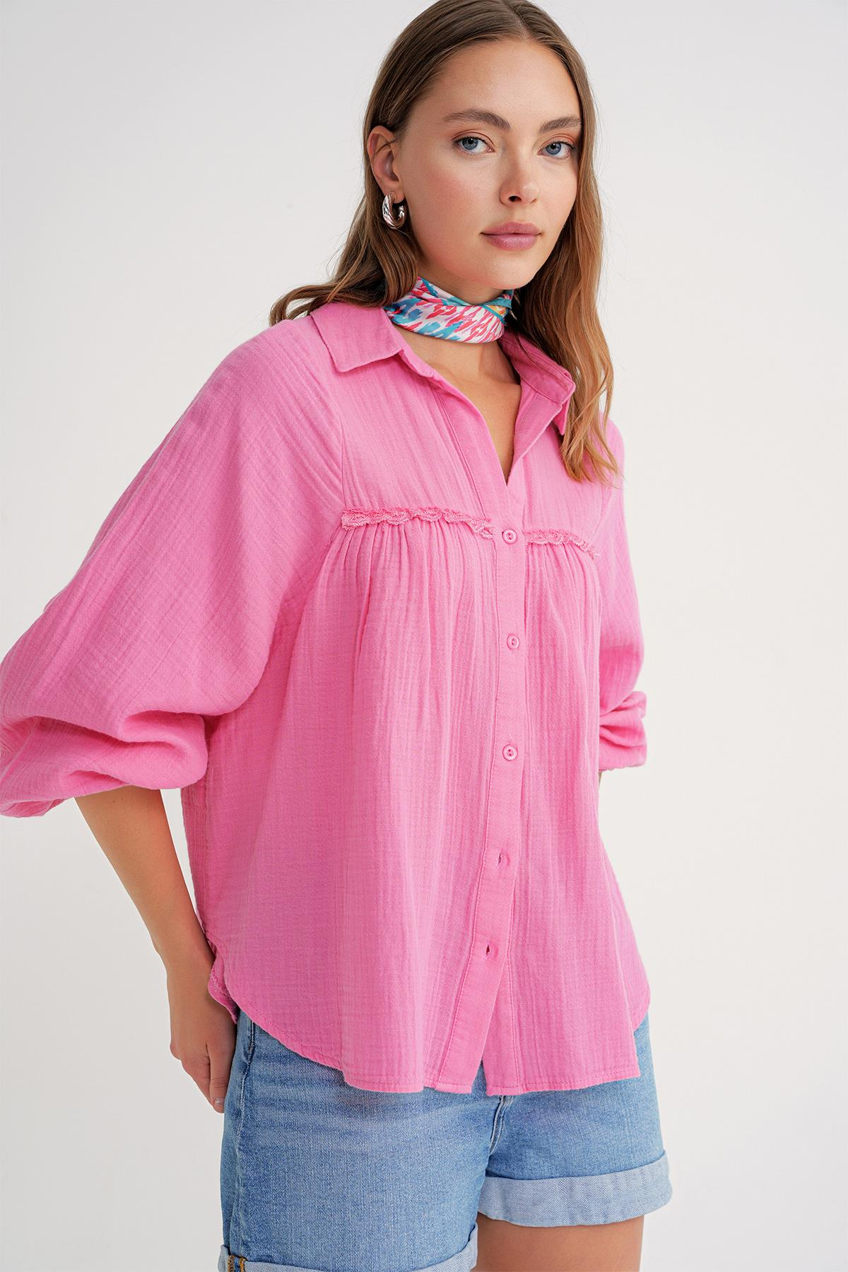 4677 Kadın Dantel Detaylı Müslin Gömlek Pembe