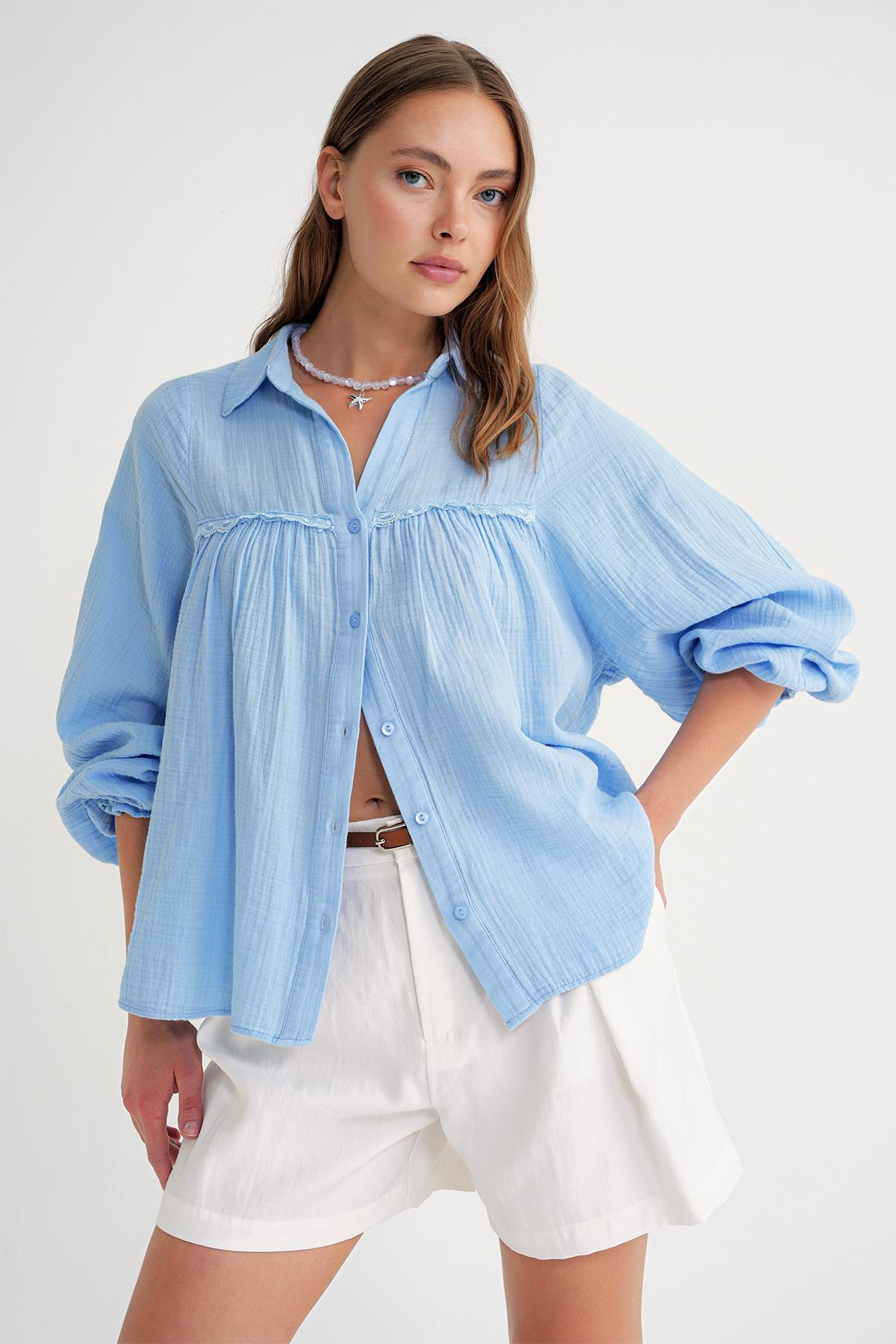 4677 Kadın Dantel Detaylı Müslin Gömlek Bebe Mavi