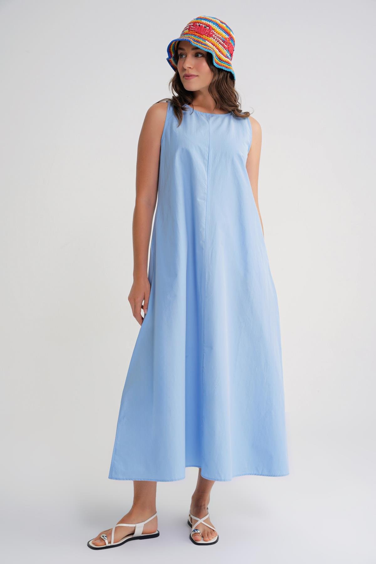 4690 Kadın Bisiklet Yaka Sıfır Kol Midi Paraşüt Elbise Bebe Mavi