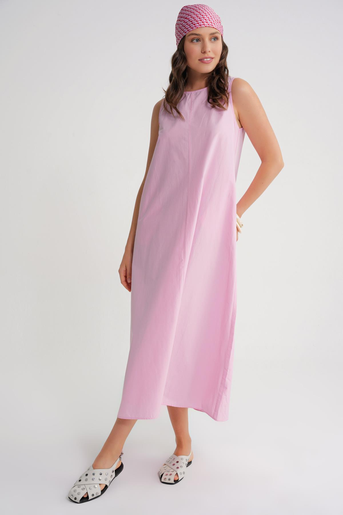 4690 Kadın Bisiklet Yaka Sıfır Kol Midi Paraşüt Elbise Pembe