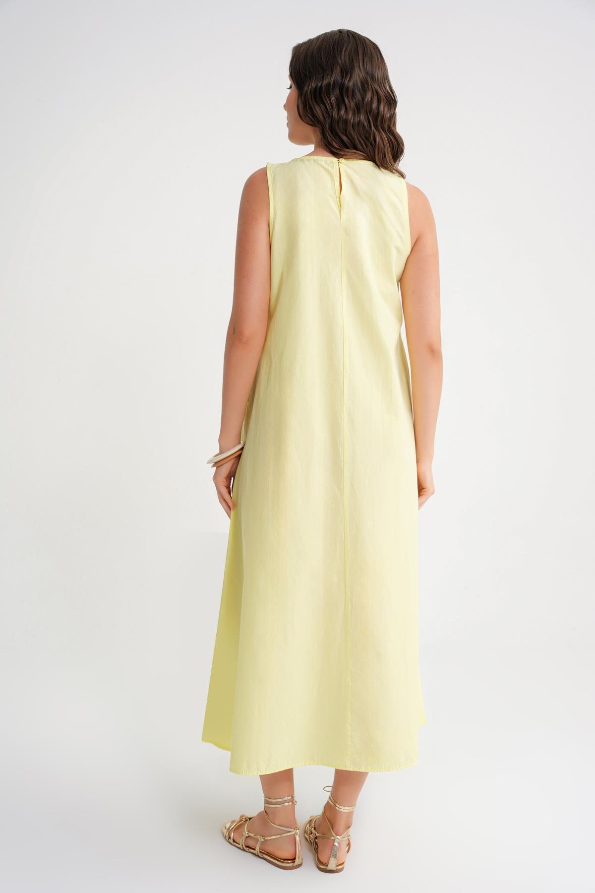 4690 Kadın Bisiklet Yaka Sıfır Kol Midi Paraşüt Elbise Sarı