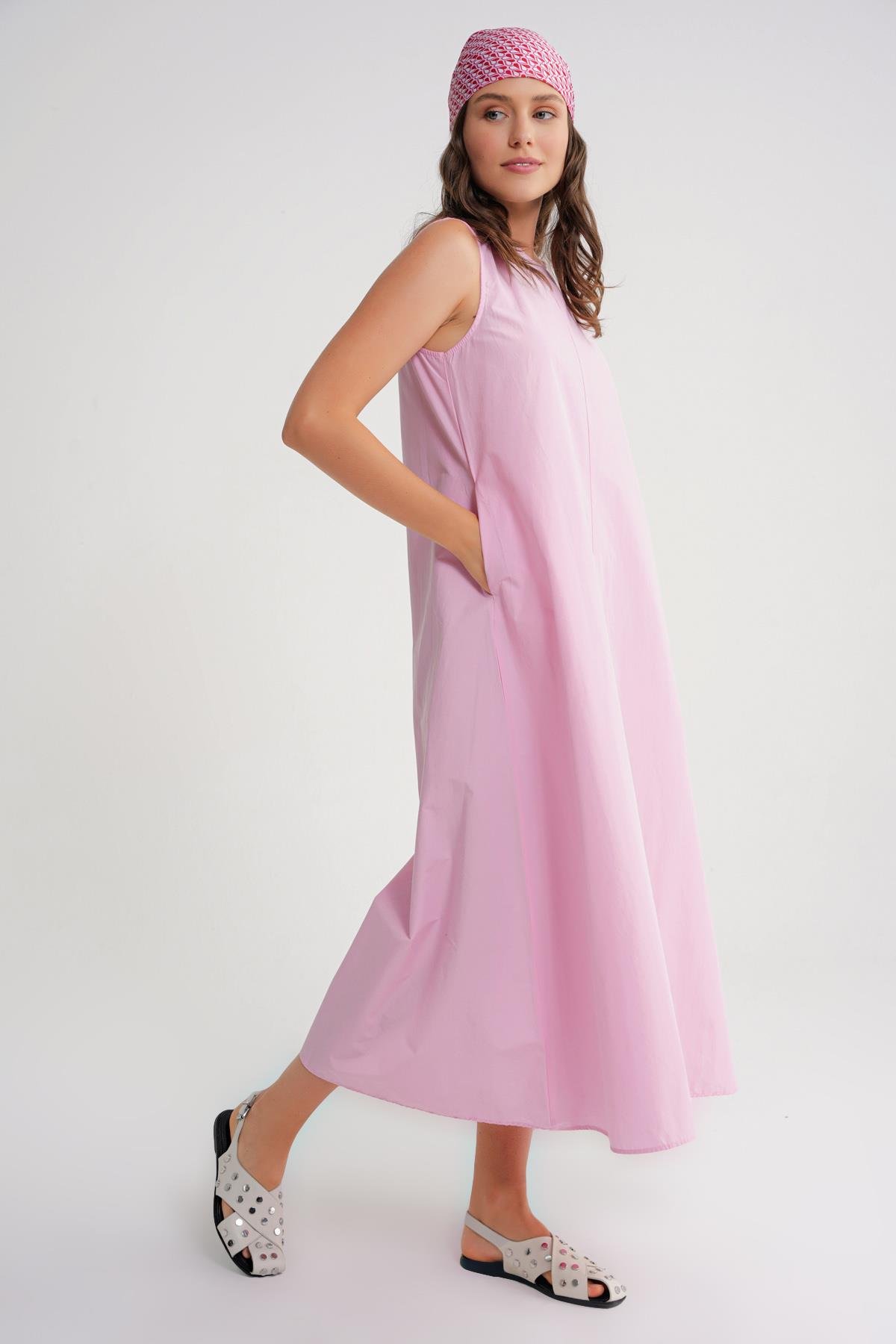 4690 Kadın Bisiklet Yaka Sıfır Kol Midi Paraşüt Elbise Pembe