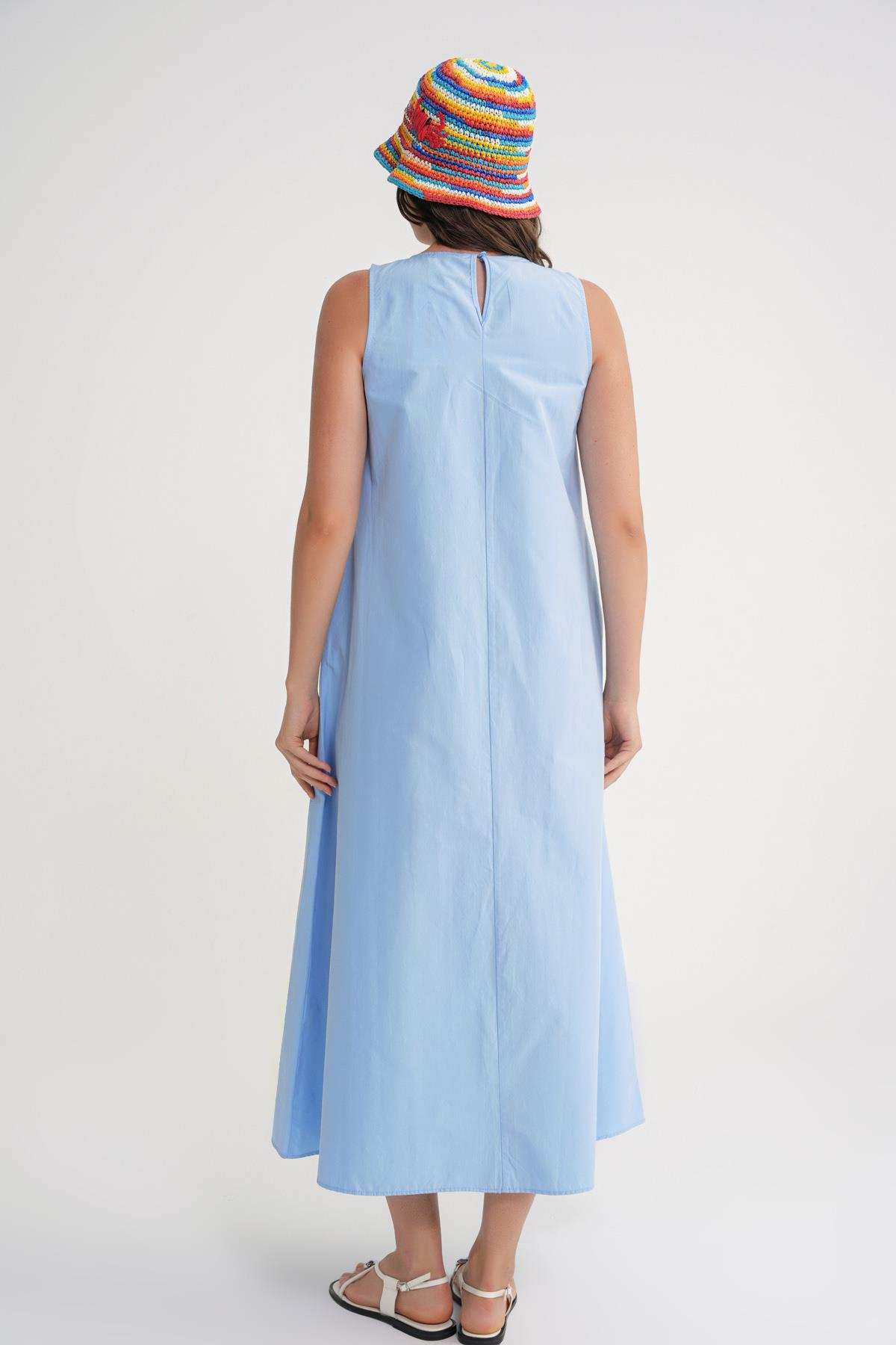 4690 Kadın Bisiklet Yaka Sıfır Kol Midi Paraşüt Elbise Bebe Mavi