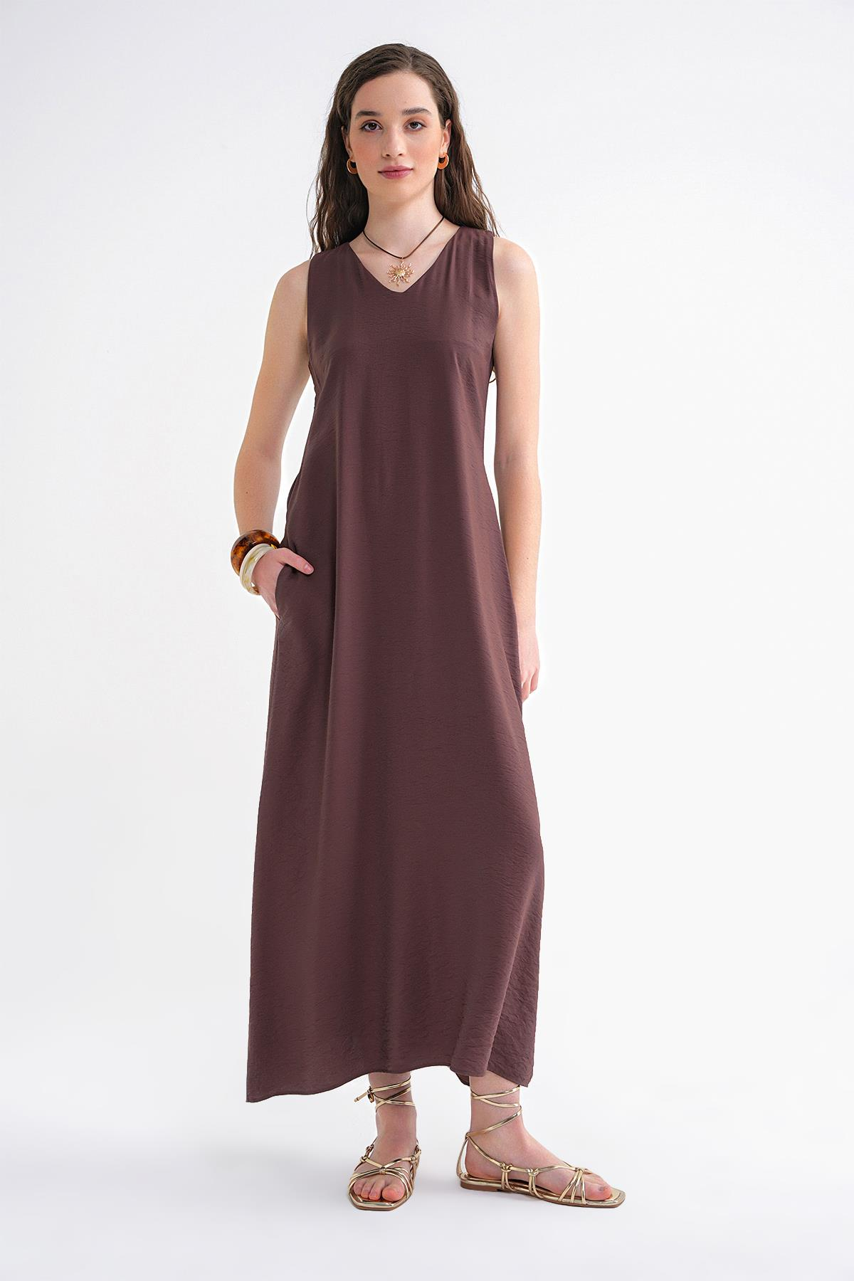 4694 Kadın Cepli V Yaka Uzun Basic Elbise Kahve