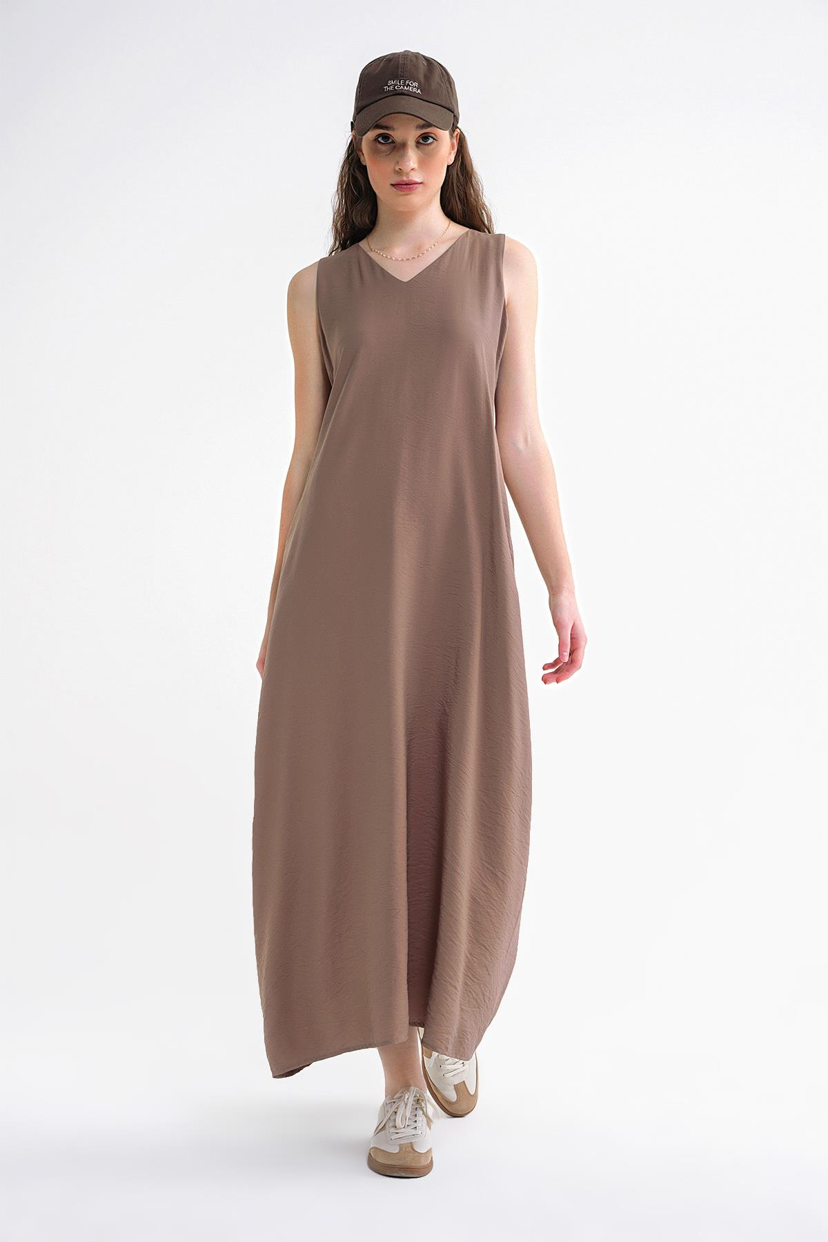 4694 Kadın Cepli V Yaka Uzun Basic Elbise Moka