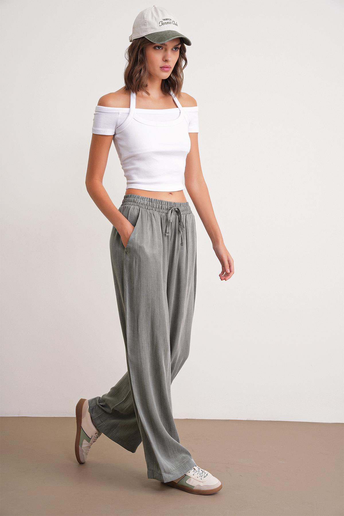 4697 Kadın Eskitme Bağcıklı Saten Palazzo Pantolon Haki