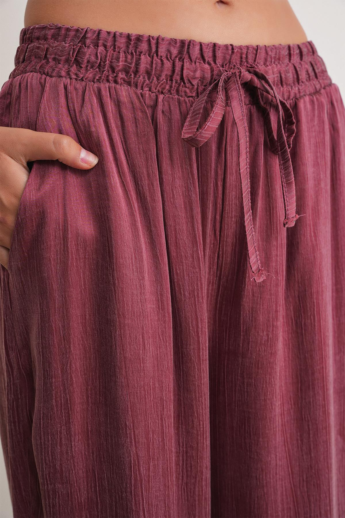 4697 Kadın Eskitme Bağcıklı Saten Palazzo Pantolon Bordo