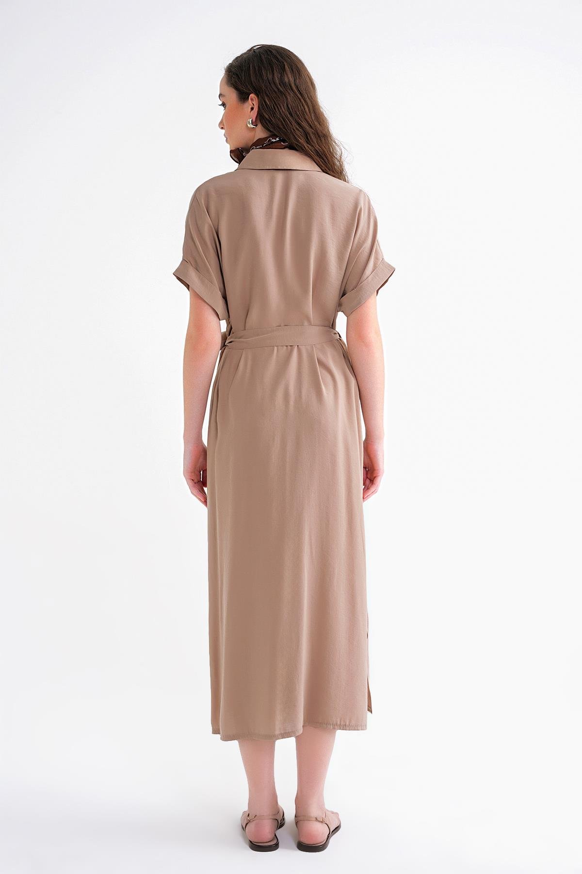 4699 Kadın Düşük Kol Düğmeli Kuşaklı Elbise Toprak