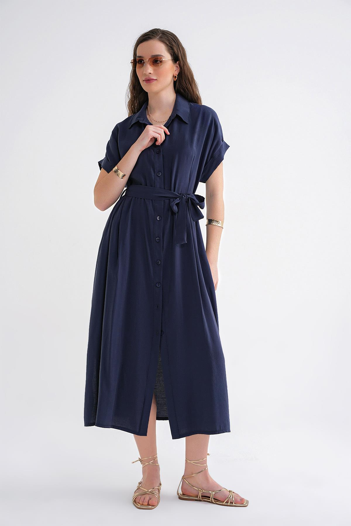 4699 Kadın Düşük Kol Düğmeli Kuşaklı Elbise Lacivert
