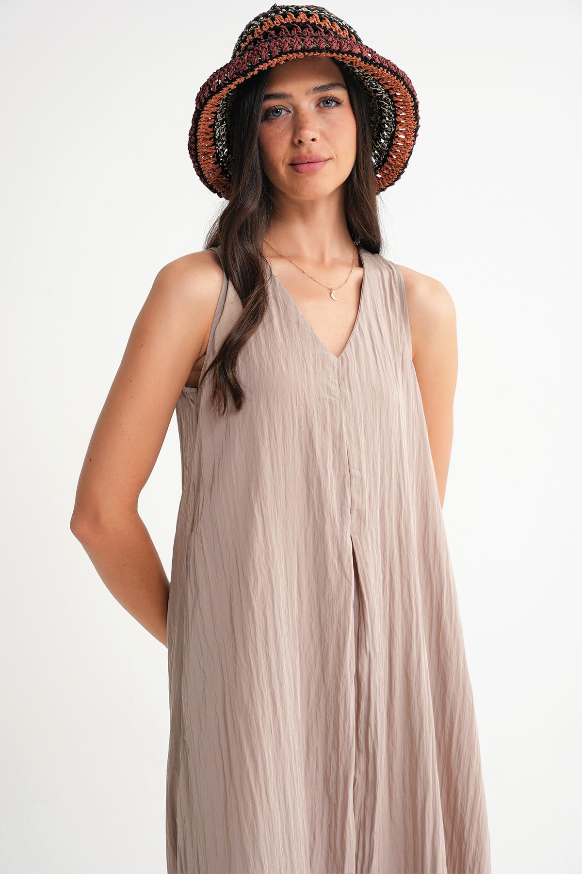 4700 Kadın V Yaka Önü Pileli Elbise Latte